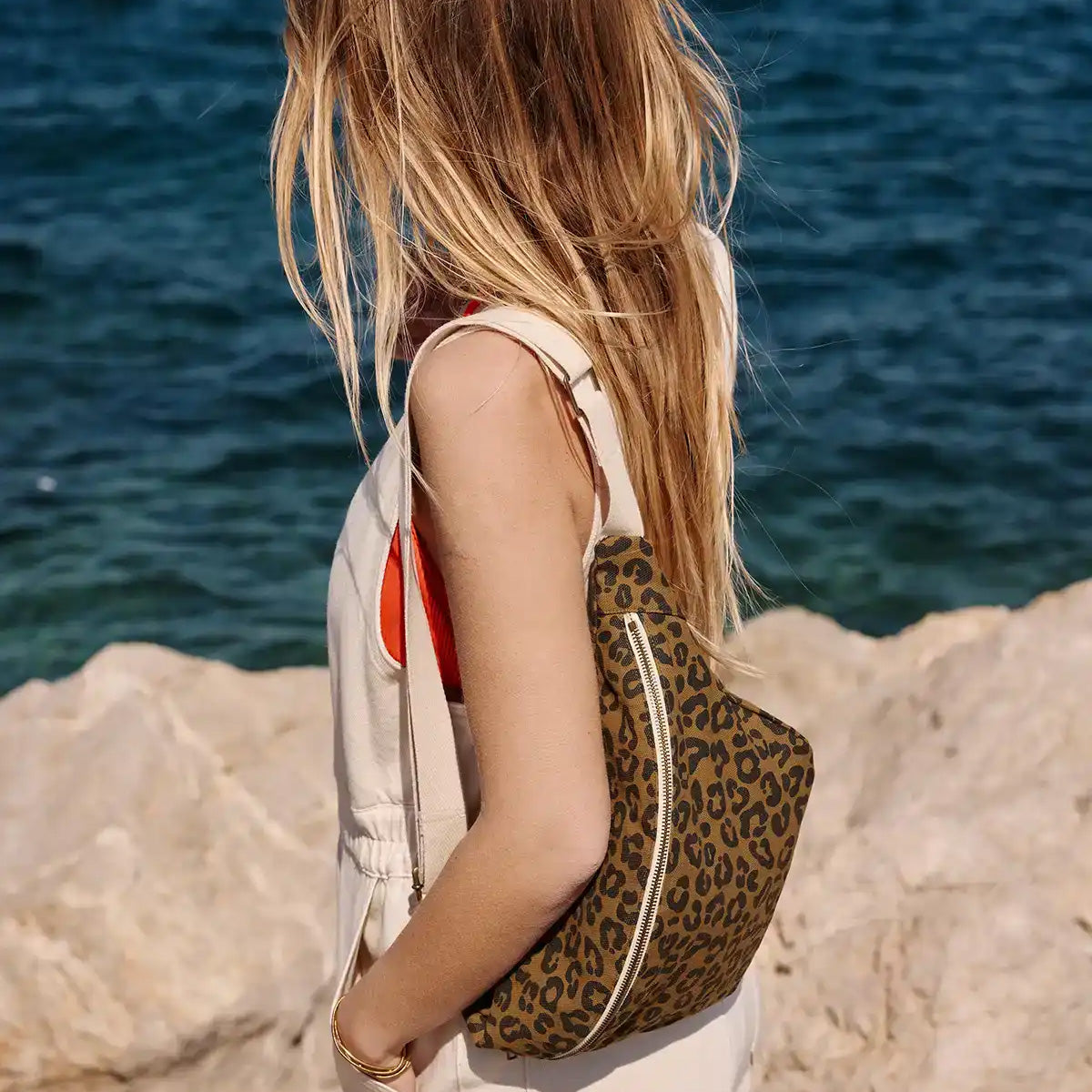 Rose in April Bum Bag Graou, Olive