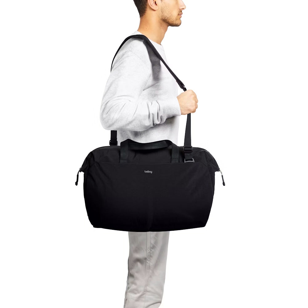 Bellroy Lite Duffel 30L, Black