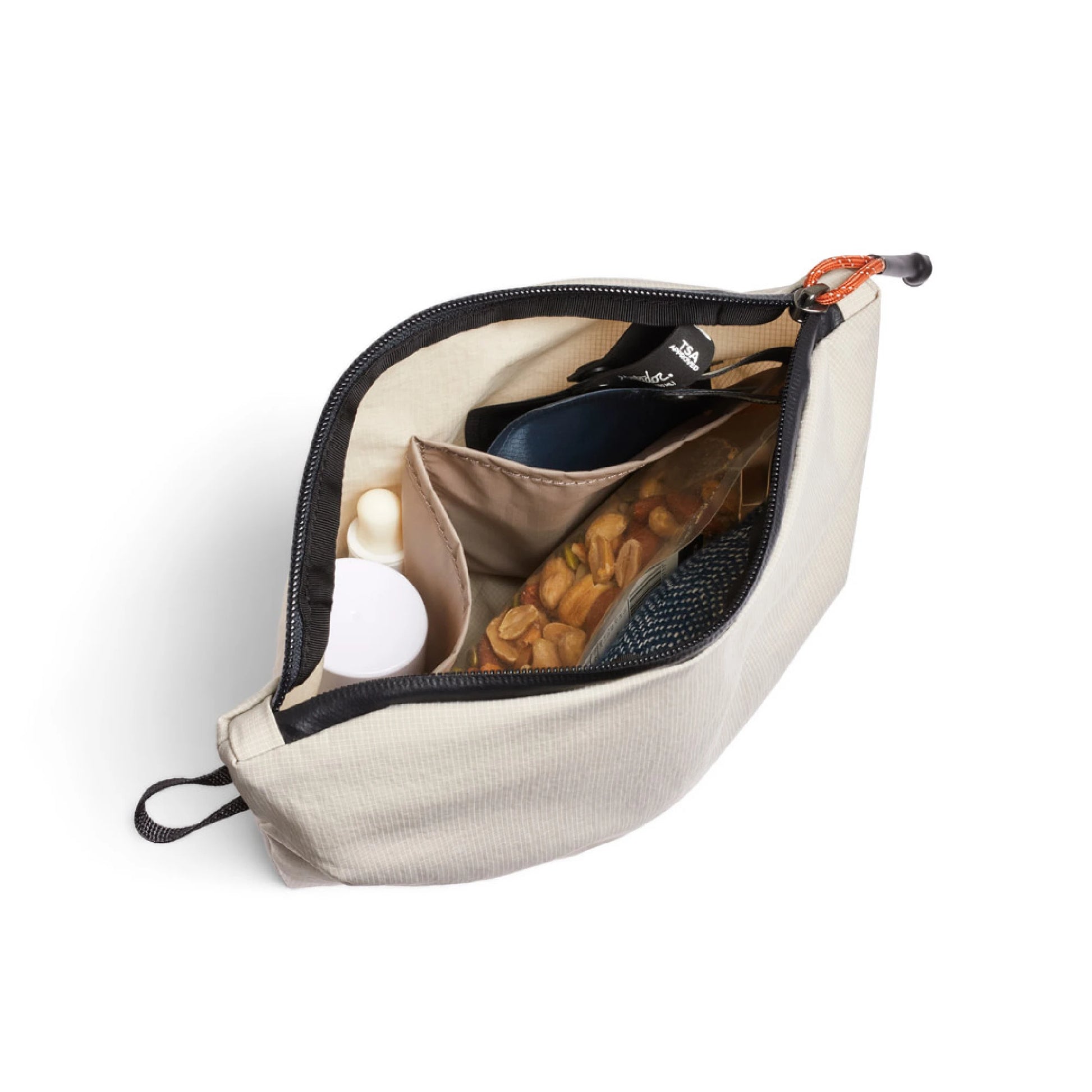 Bellroy Lite Pouch Duo (lichtgewicht pennenzak en etui) - Clay Bellroy Lite Pouch Duo (lichtgewicht pennenzak en etui) - Clay