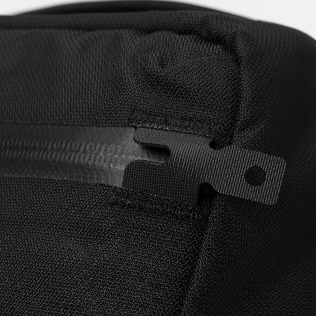 Black Ember Grip Sling, Jet Black