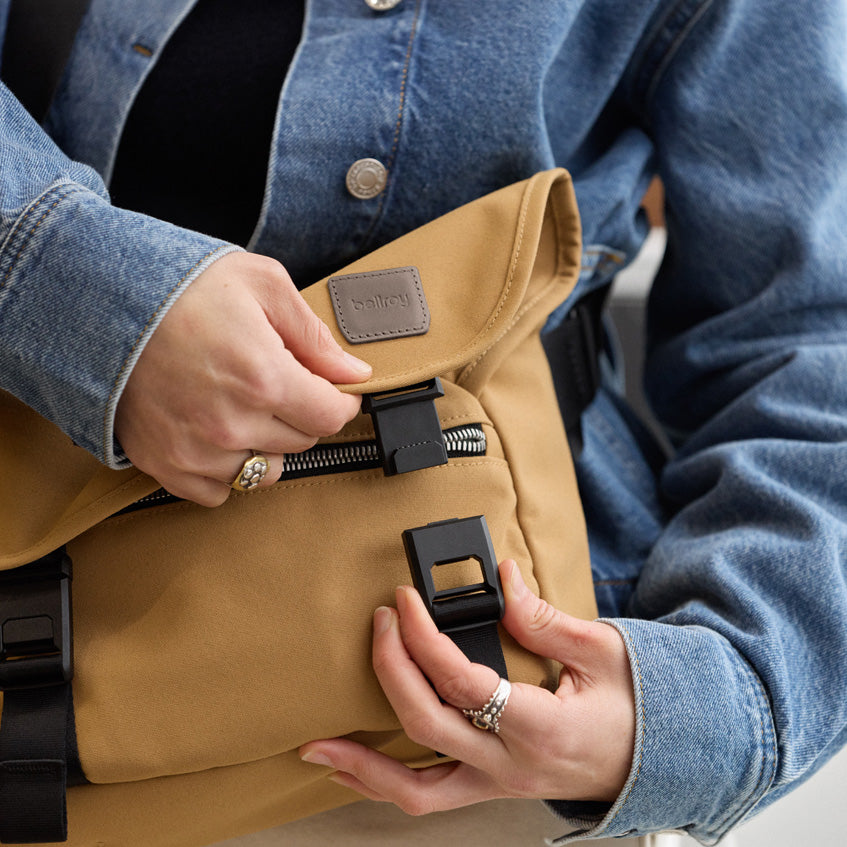 Bellroy Classic Messenger 6L, Olive