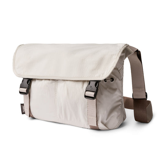 Bellroy Cinch Messenger Bag 12L, Oat