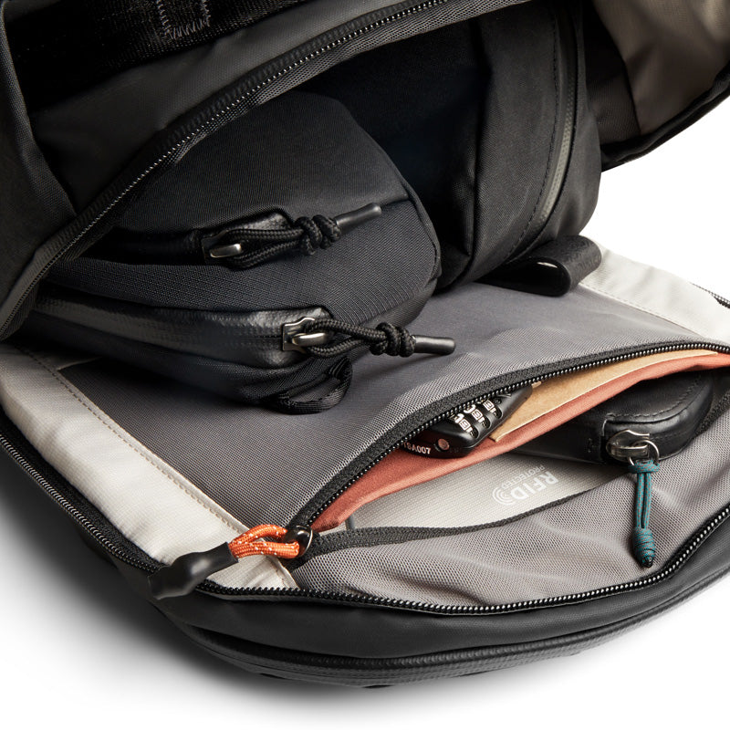 Bellroy Venture Travel Pack 26L, Jet Black