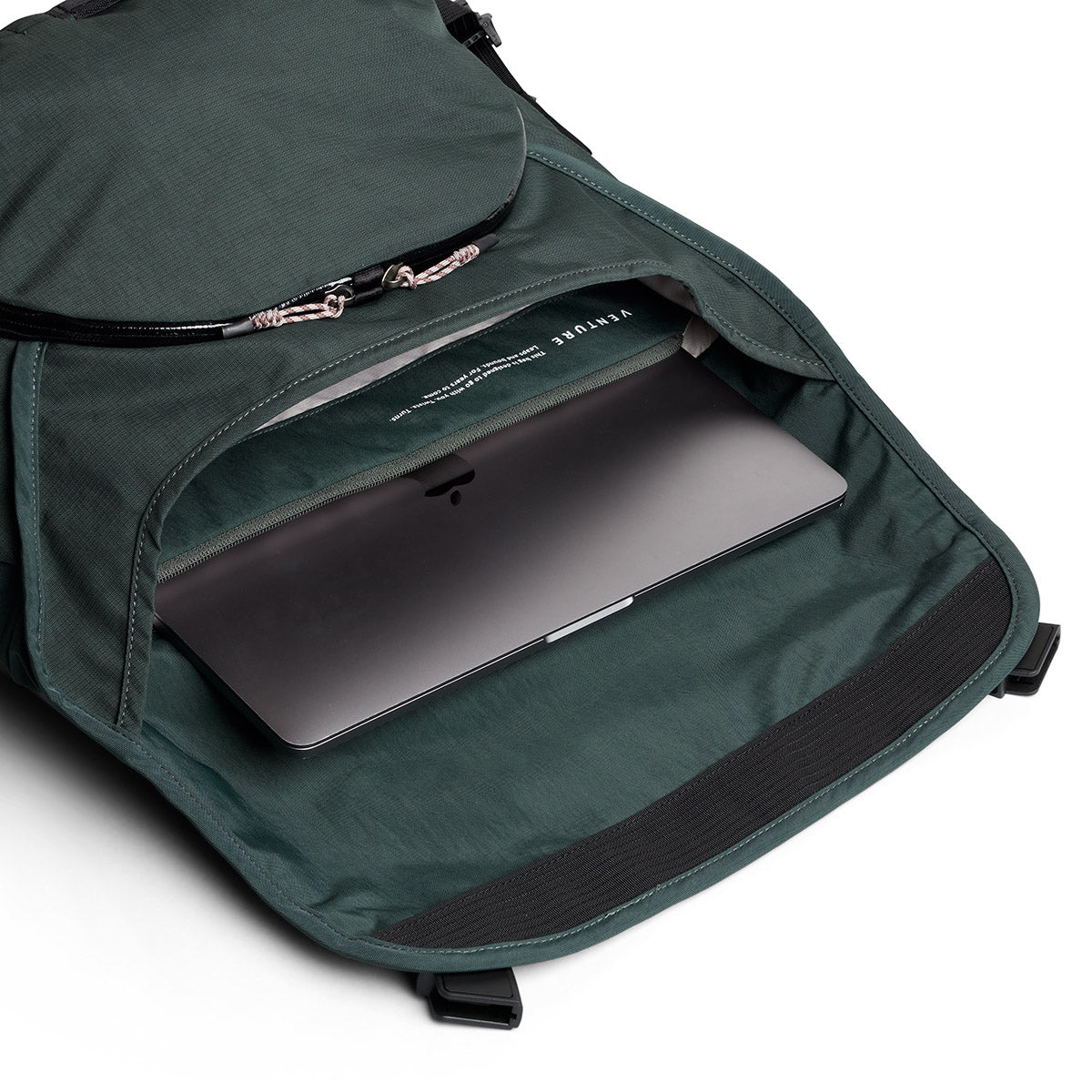 Bellroy Venture Messenger 14”, Deep Ocean