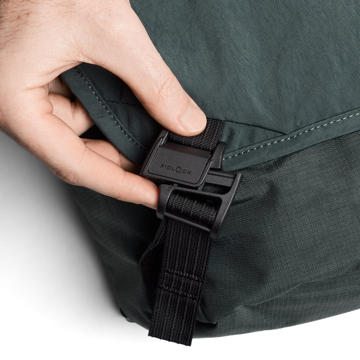 Bellroy Venture Messenger 14”, Deep Ocean