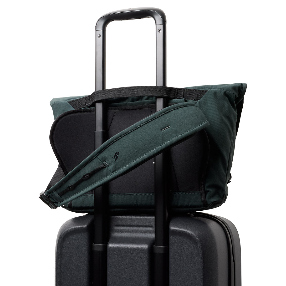 Bellroy Venture Messenger 14”, Deep Ocean