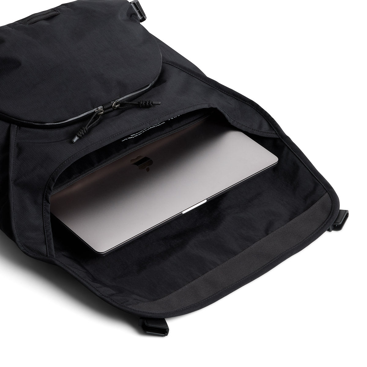 Bellroy Venture Messenger 16”, Black