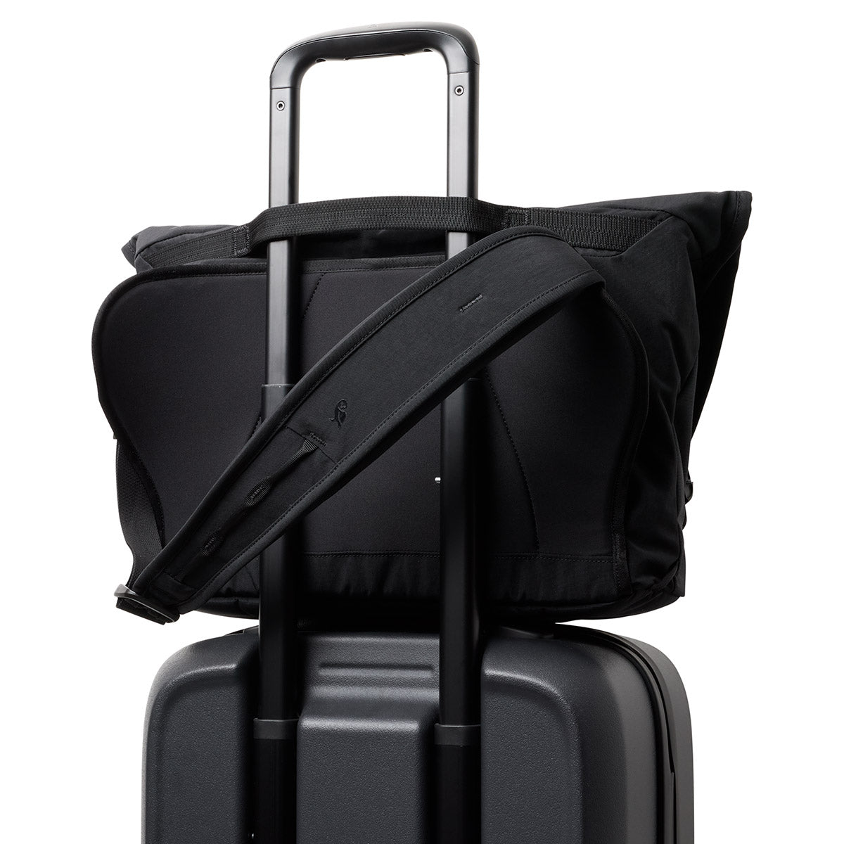 Bellroy Venture Messenger 16”, Black