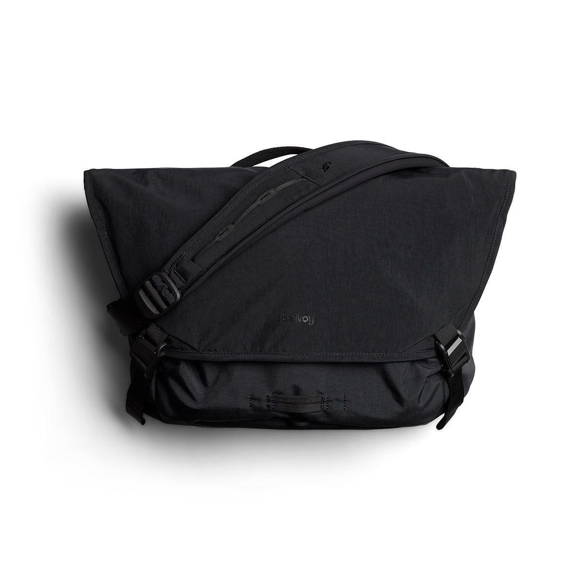Bellroy Venture Messenger 16”, Black