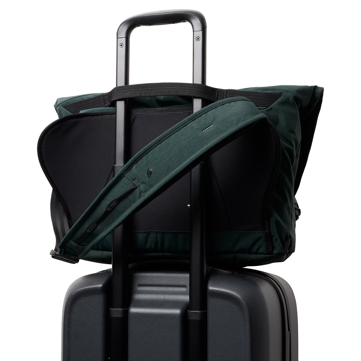 Bellroy Venture Messenger 16”, Deep Ocean