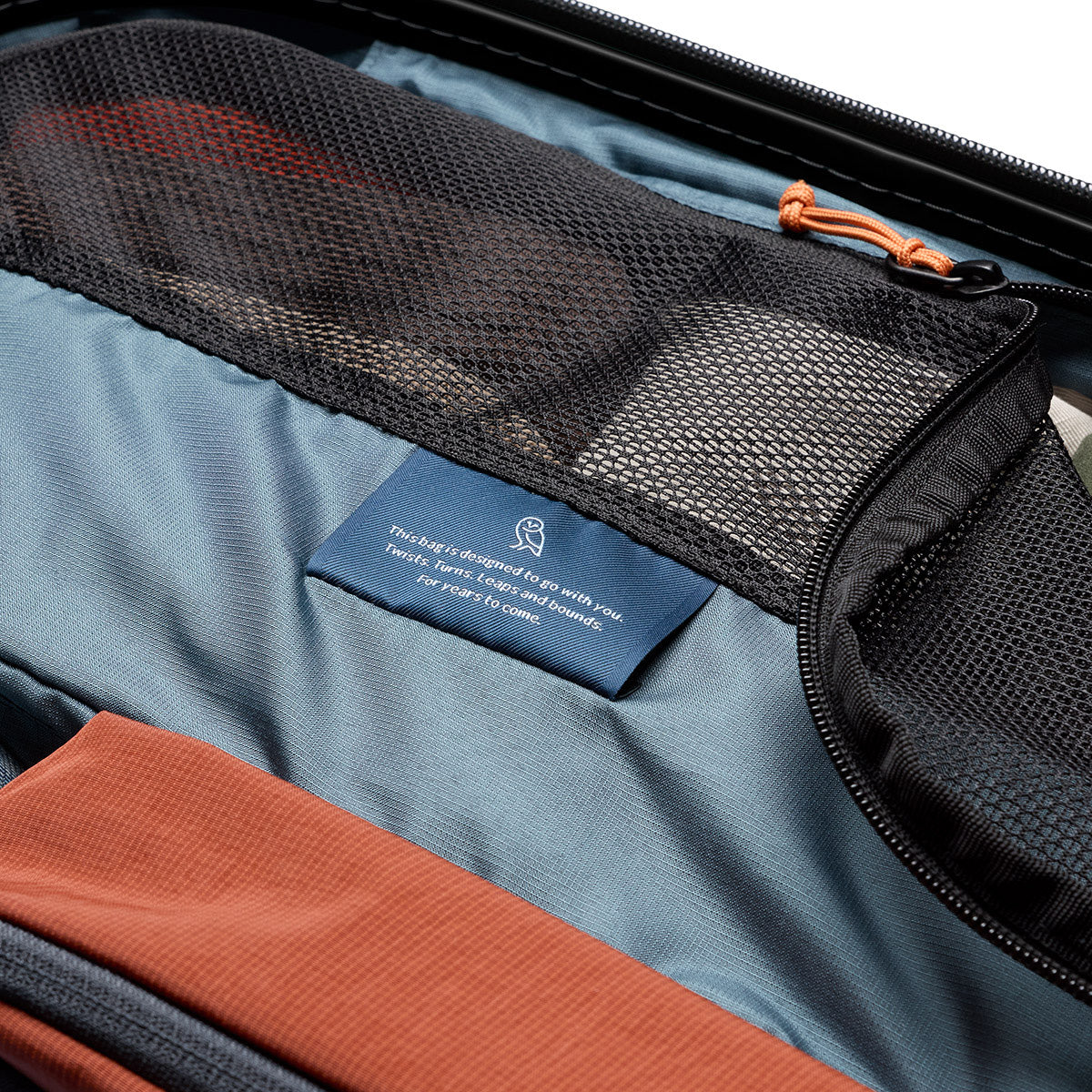Bellroy Transit Check-In, Black