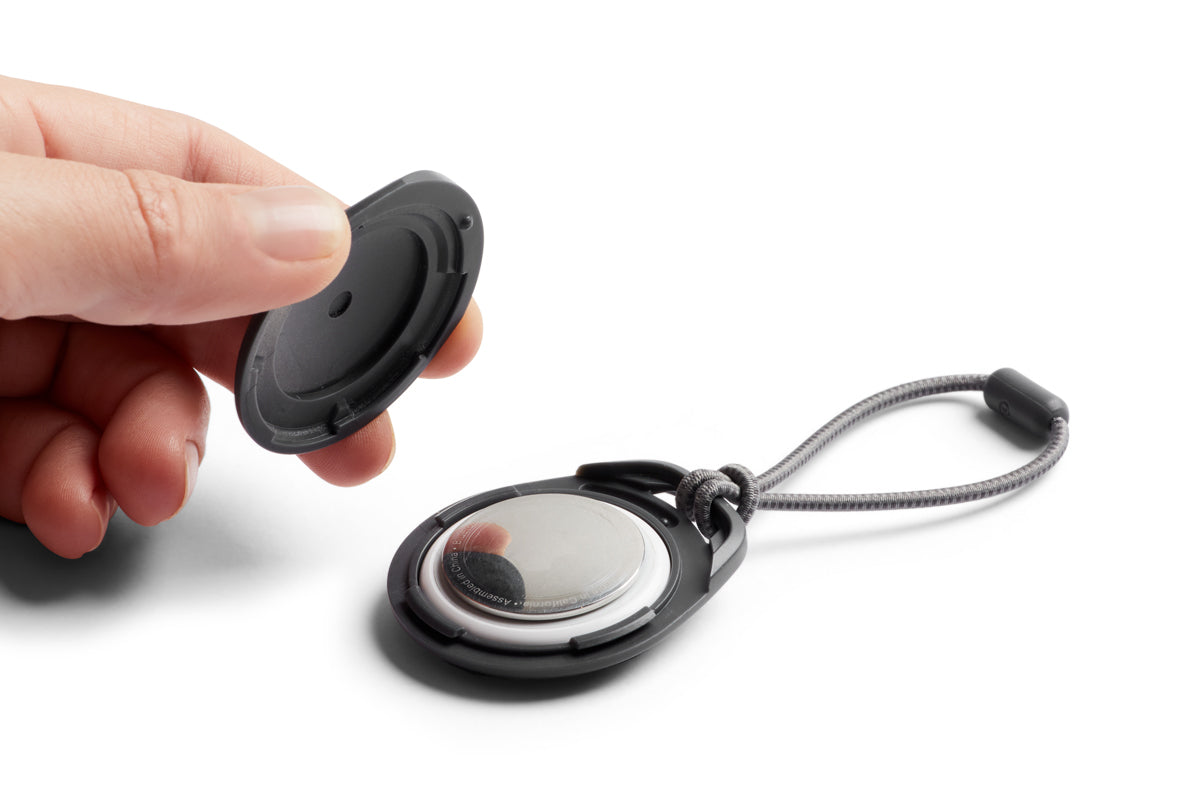 Bellroy AirTag Case, Khaki