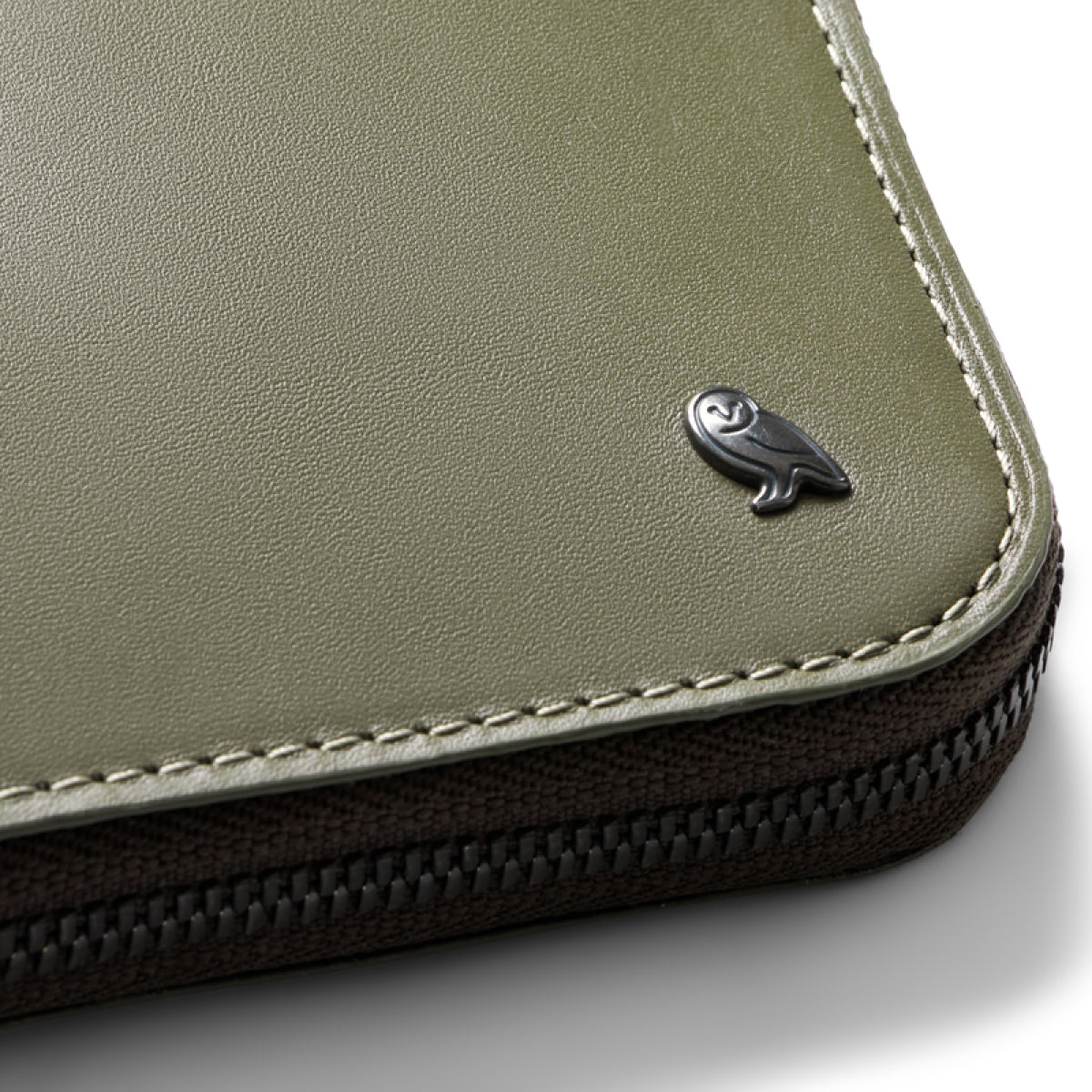 Bellroy Zip Wallet, Willow