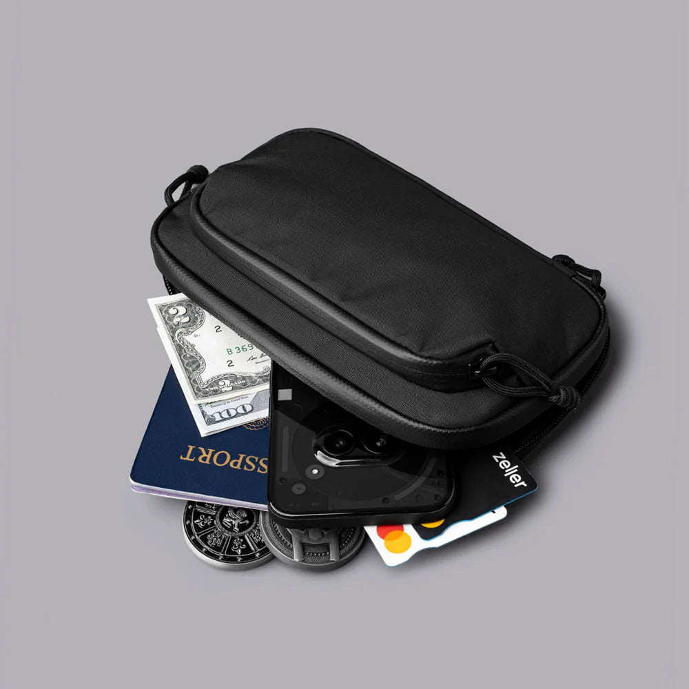 ALPAKA Bravo Passport Pouch Axoflux 210D, Black