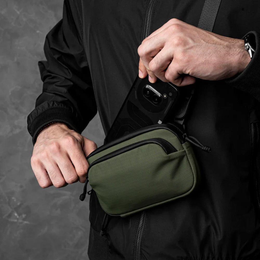 ALPAKA Bravo Passport Pouch Axoflux 210D, Green