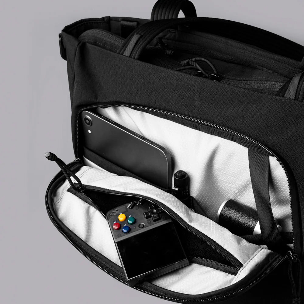 ALPAKA Bravo Tote V2 (12L) Axoflux 400D Ripstop Nylon, Black
