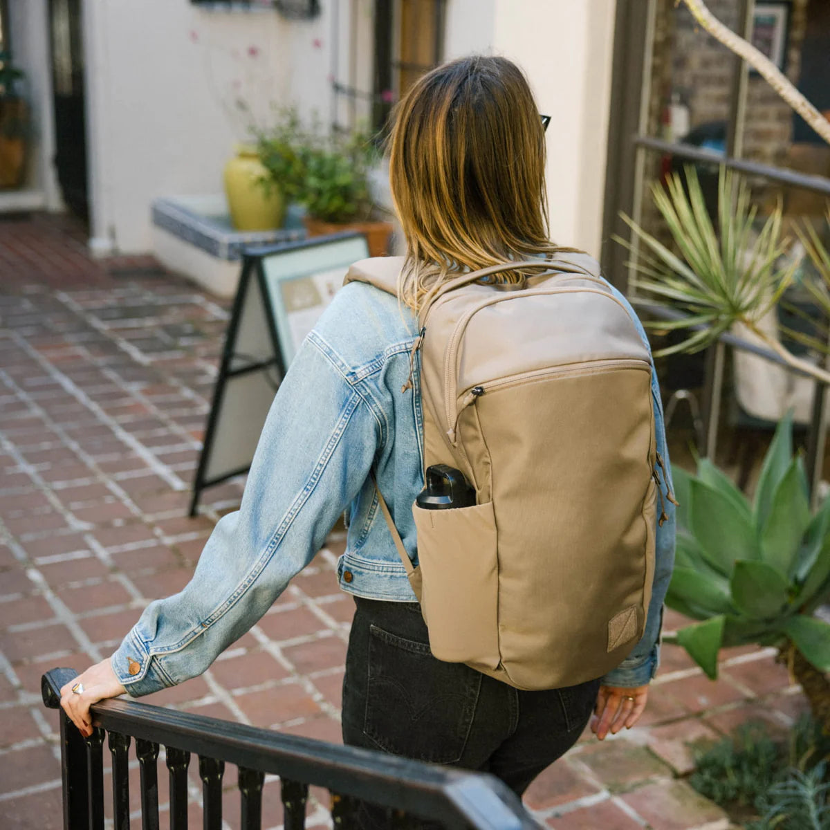 EVERGOODS Civic Half Zip 22L (V3), Fossil Brown