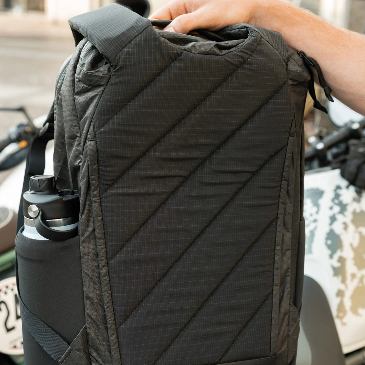 EVERGOODS Civic Travel Bag 26L, Black Magic ULTRA 200X
