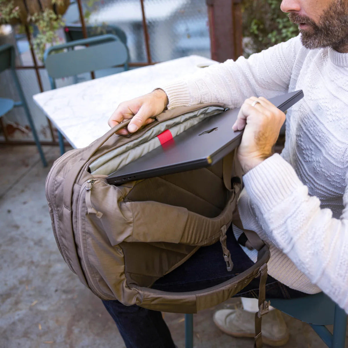 EVERGOODS Civic Travel Bag 26L, Fossil Brown