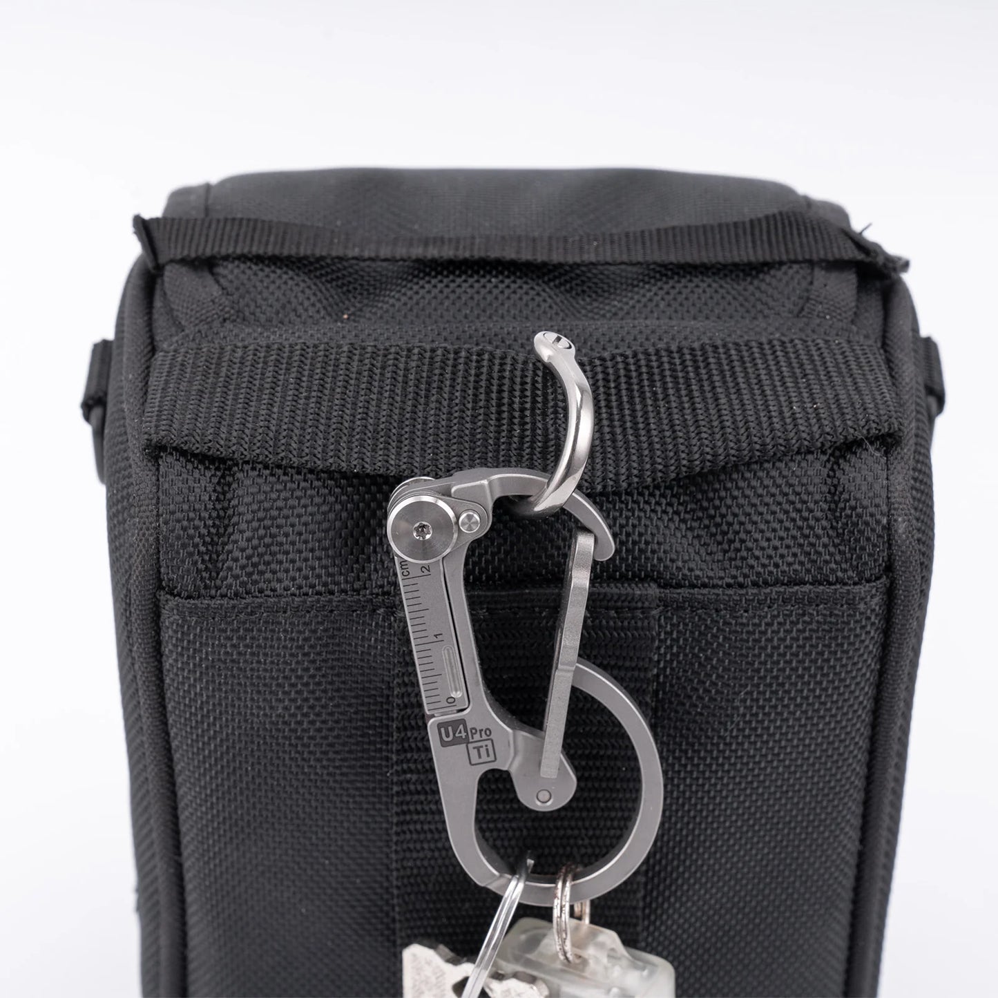 RovyVon RD01 Titanium Horseshoe D-ring Key Organizer