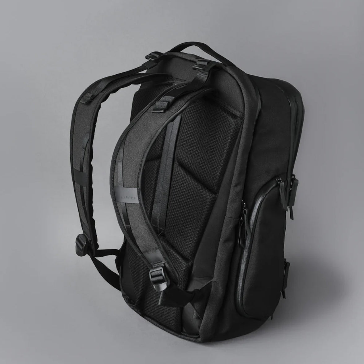 ALPAKA Elements Travel Backpack Axoflux 600D, Black