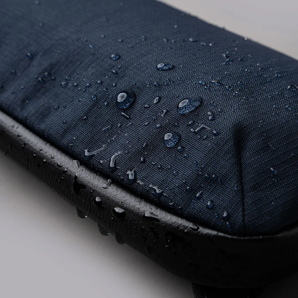 ALPAKA Flight Pouch Pro Axoflux 400D Ripstop Nylon, Moonlight Blue