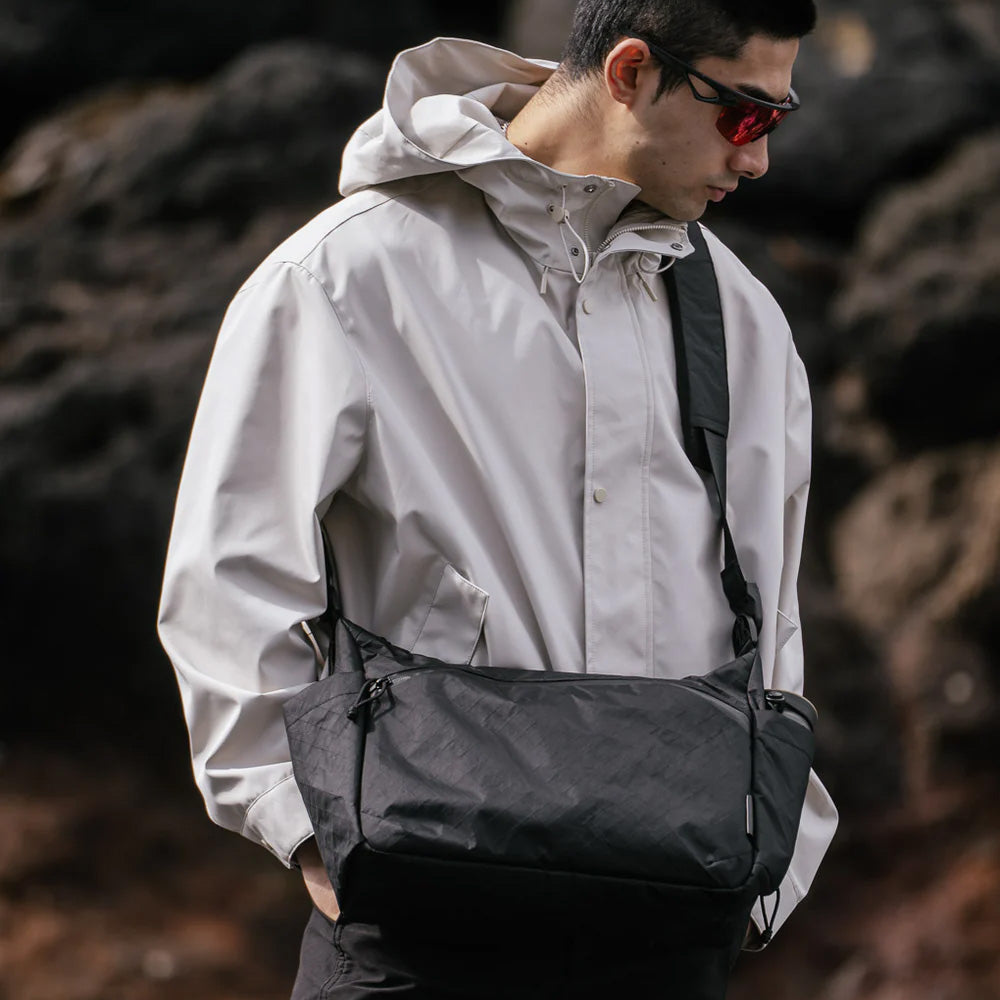ALPAKA Flight Satchel Ultradyne 100D, Black