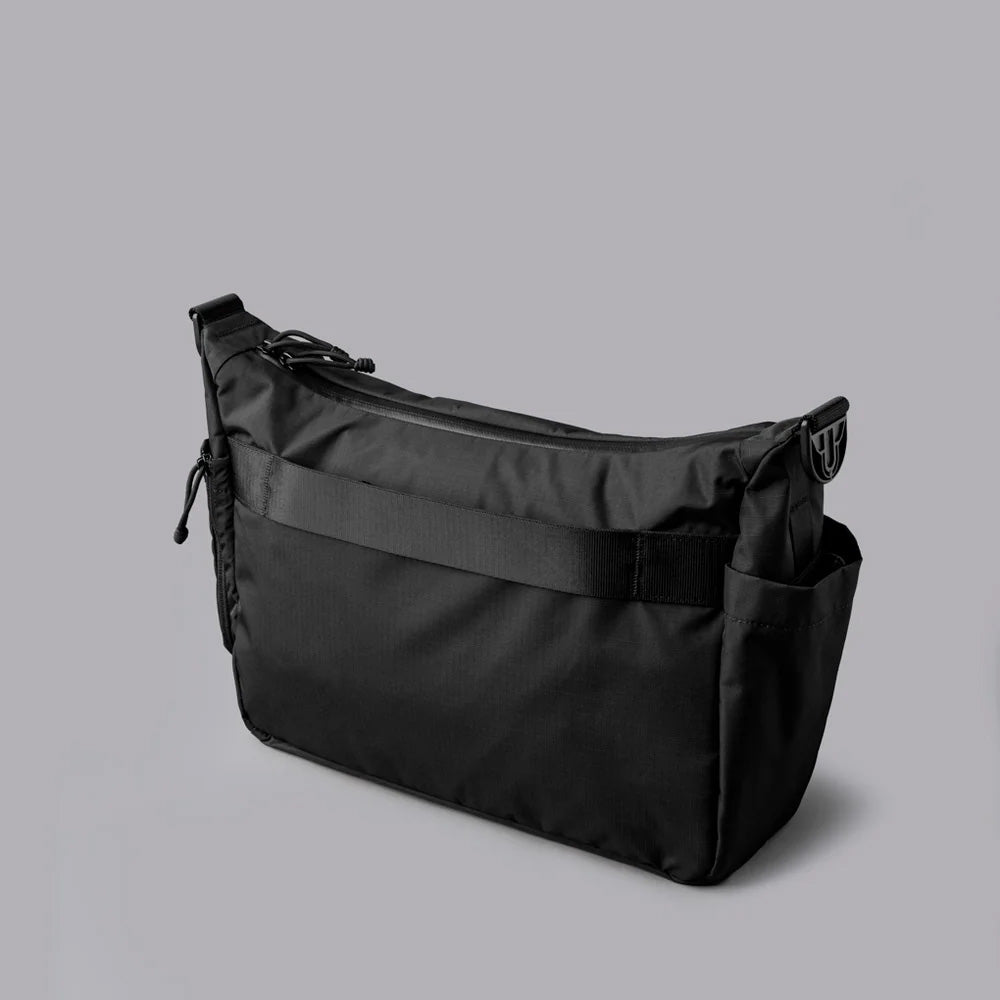 ALPAKA Flight Satchel Axoflux 210D, Black