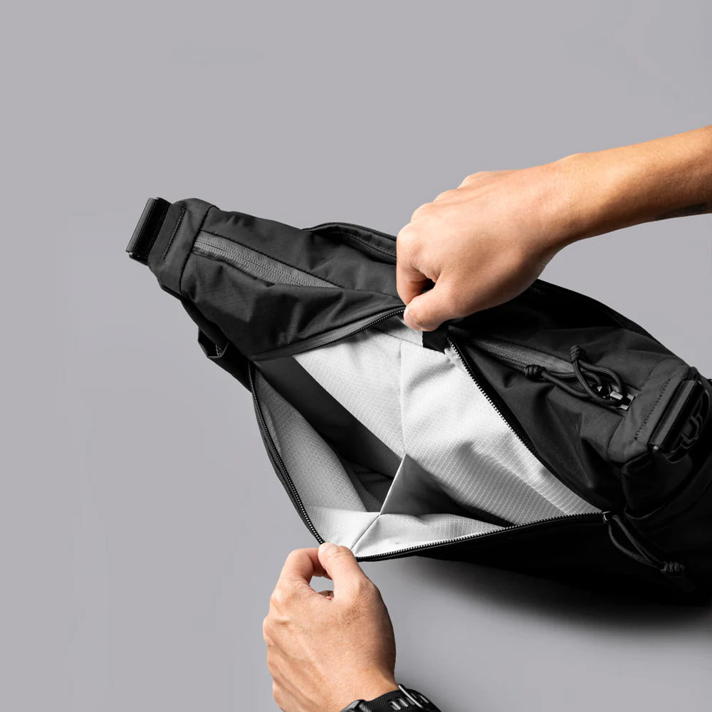ALPAKA Flight Satchel Axoflux 210D, Black