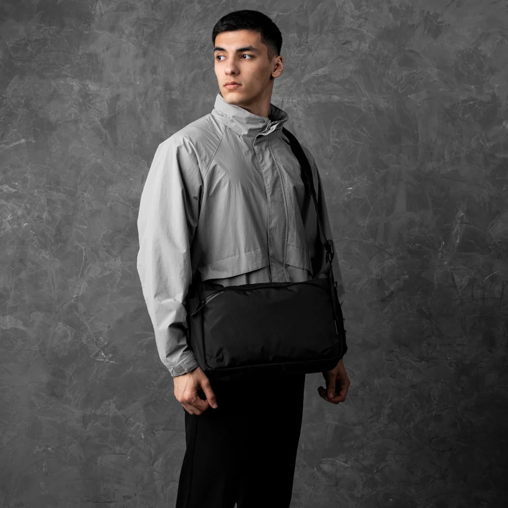 ALPAKA Flight Satchel Axoflux 210D, Black