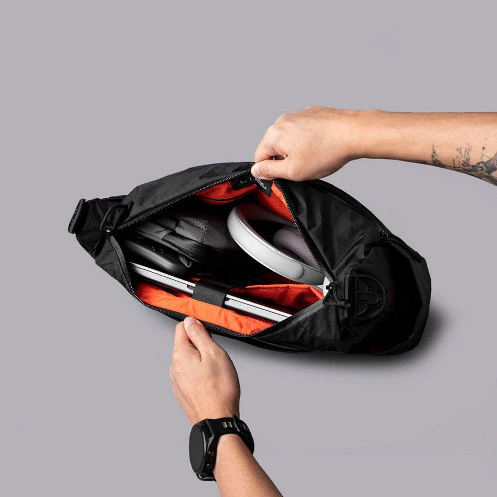 ALPAKA Flight Satchel Ultradyne 100D, Black
