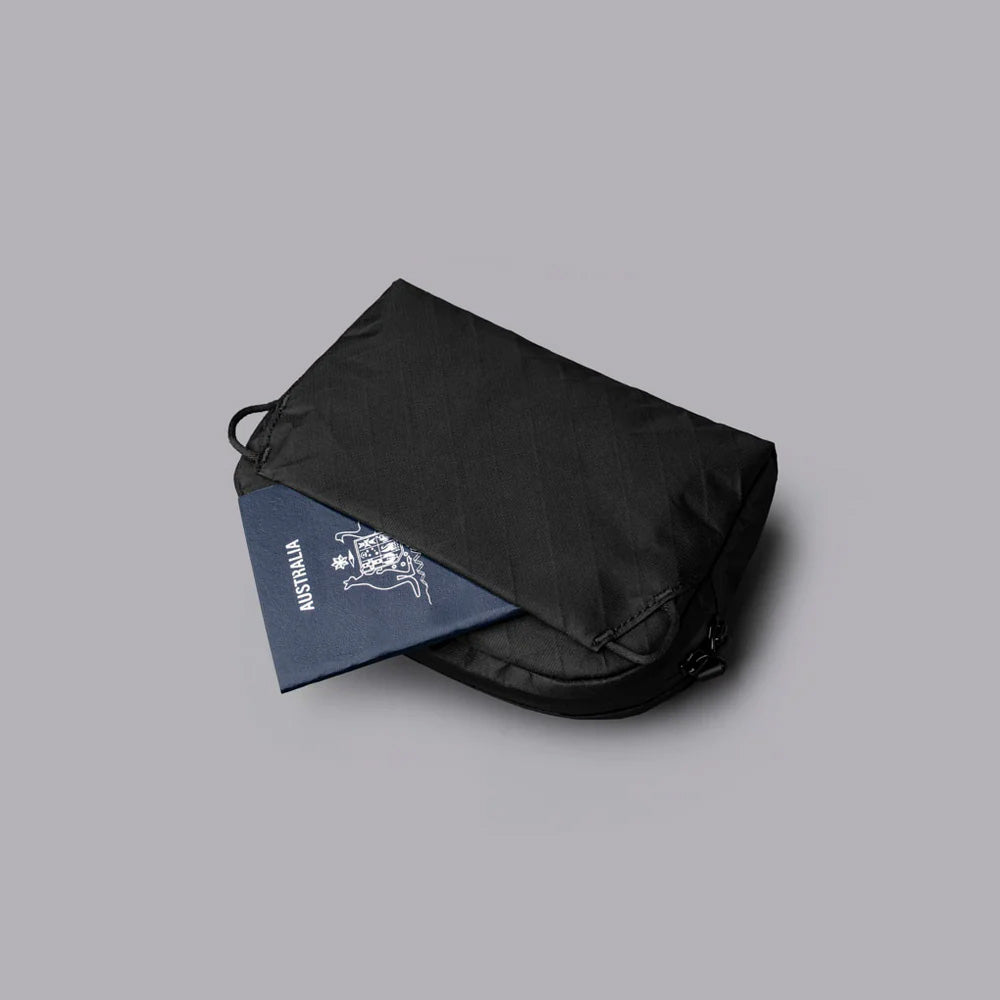ALPAKA Flight Sling Ultradyne 100D 1L, Black