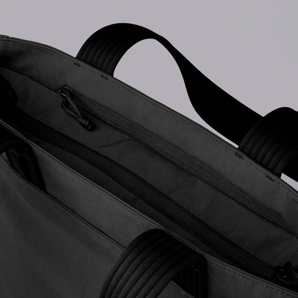 ALPAKA Flight Tote (M) Axoflux 400D Ripstop Nylon, Black