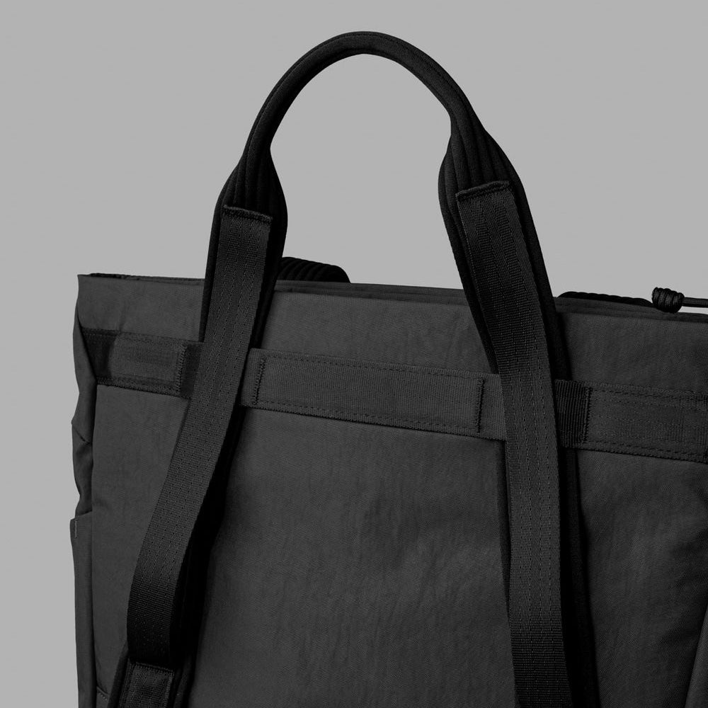 ALPAKA Flow Totepack Axoflux 400D Washed Nylon, Black