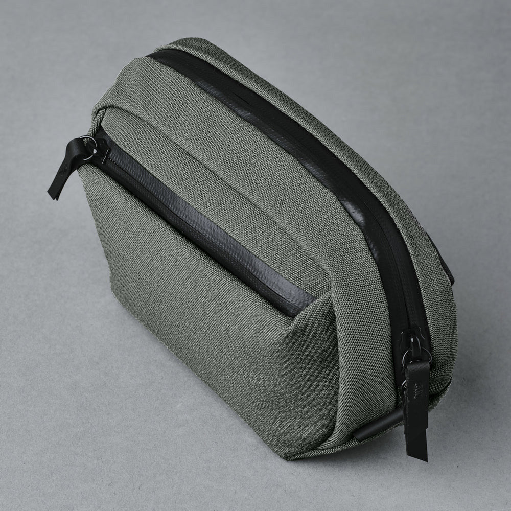 ALPAKA Go Sling Nano Axoflux 600D, Sage Grey