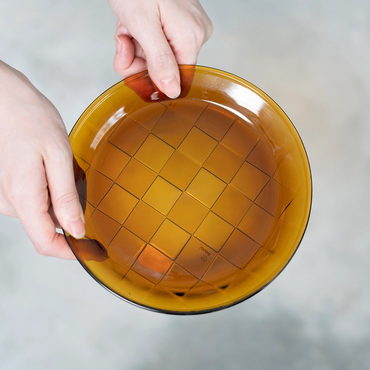 HMM Woven Plate, Amber