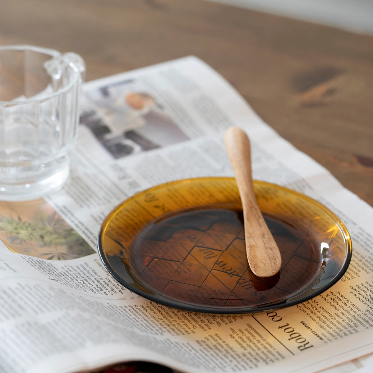 HMM Woven Plate, Amber