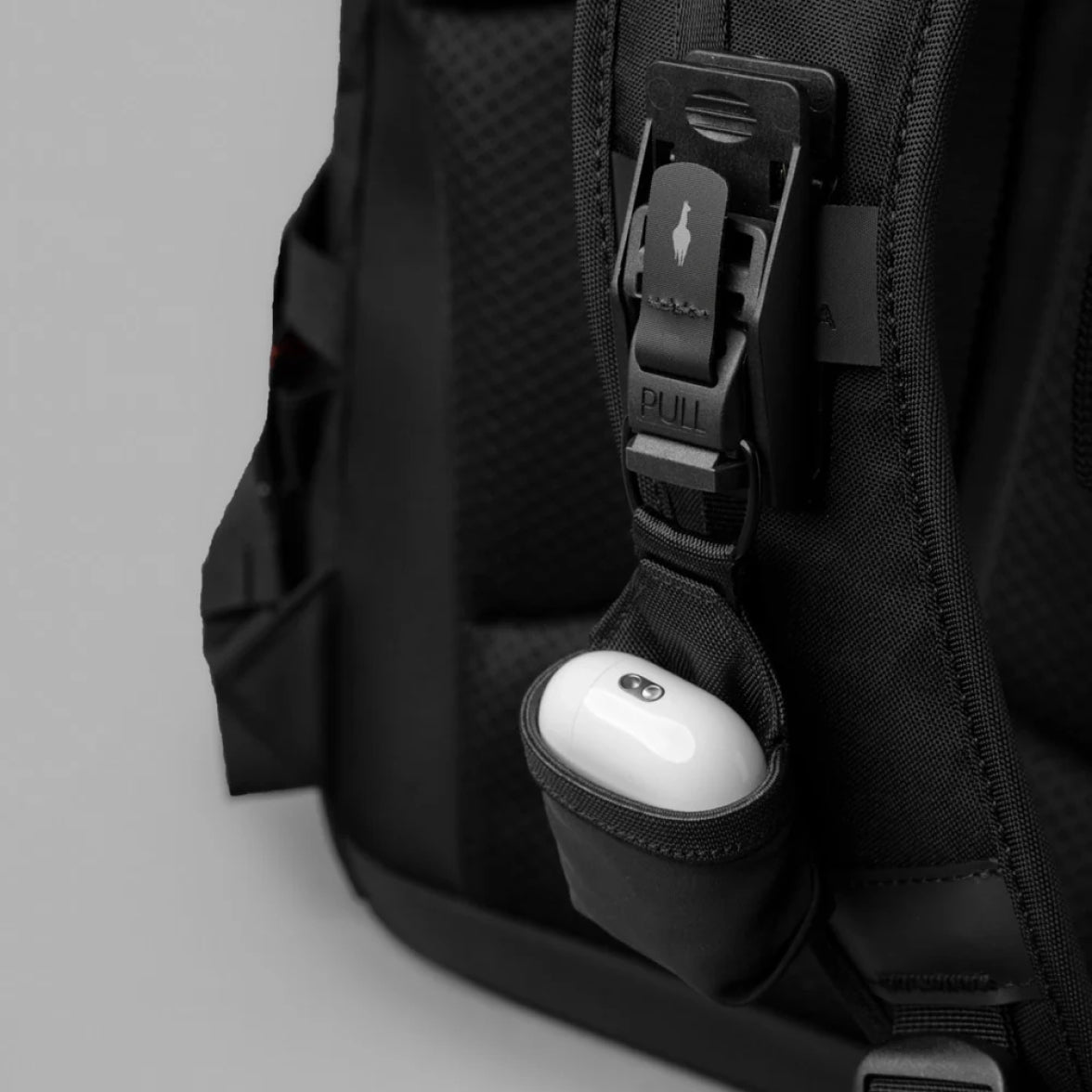 ALPAKA HUB Earbuds Pouch