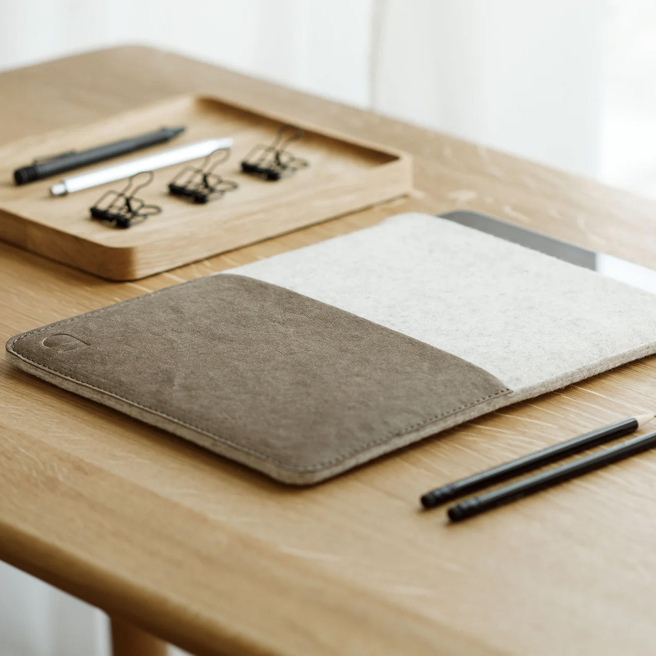 Oakywood Felt MacBook 14" Sleeve, Stone Grey