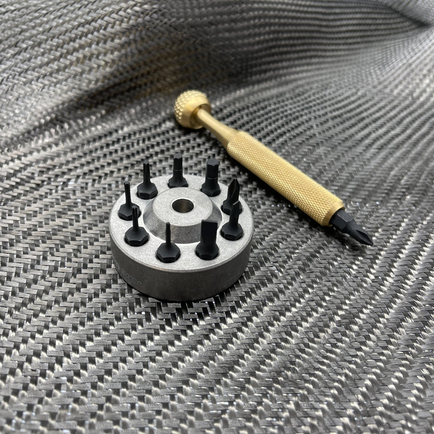 CountyComm Universal Titanium Desk Stand for 1/4" Screwdriver Sets Gen 2