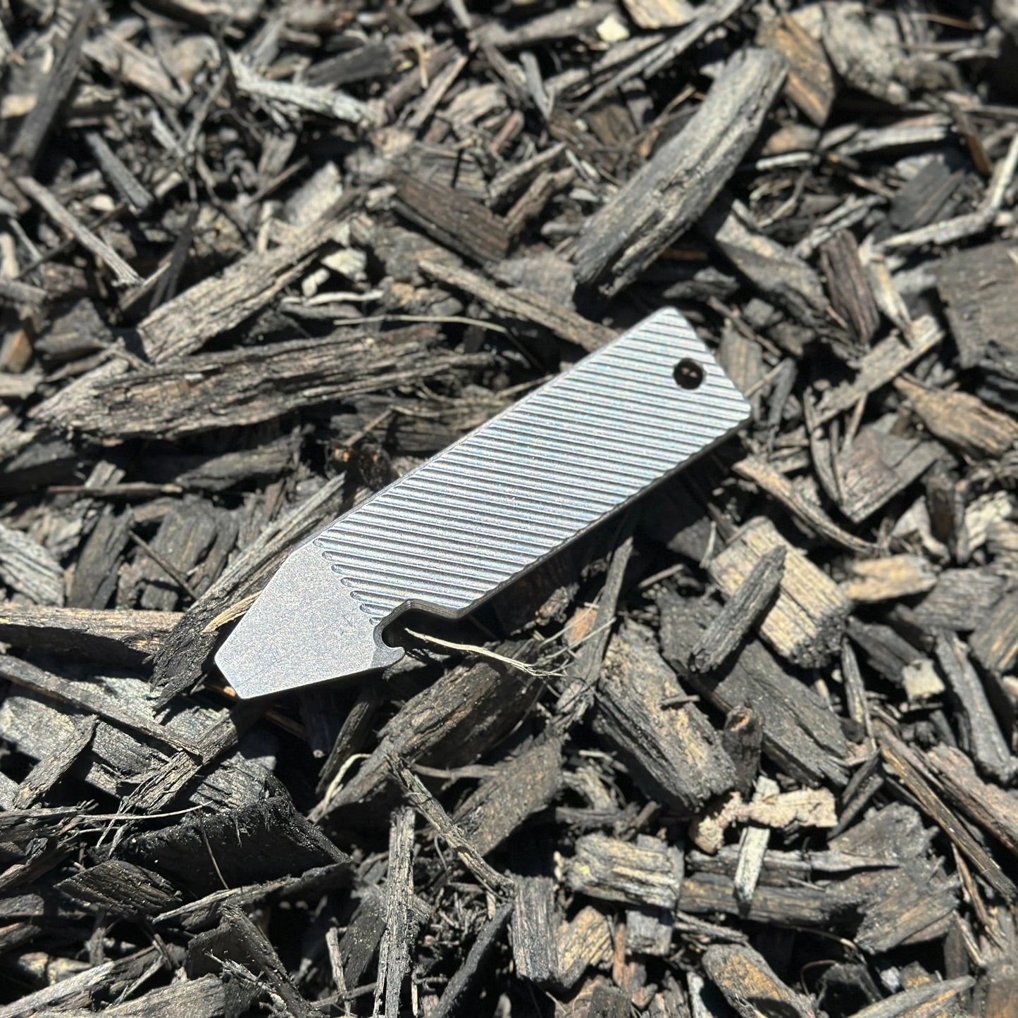 CountyComm Groove  PryX Tactical Gentleman's Titanium MultiTool