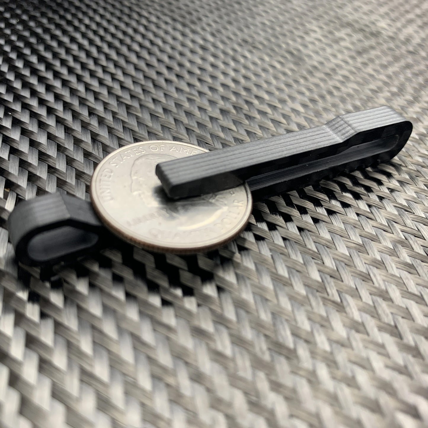 CountyComm Carbon Fiber Key Amigo Clip