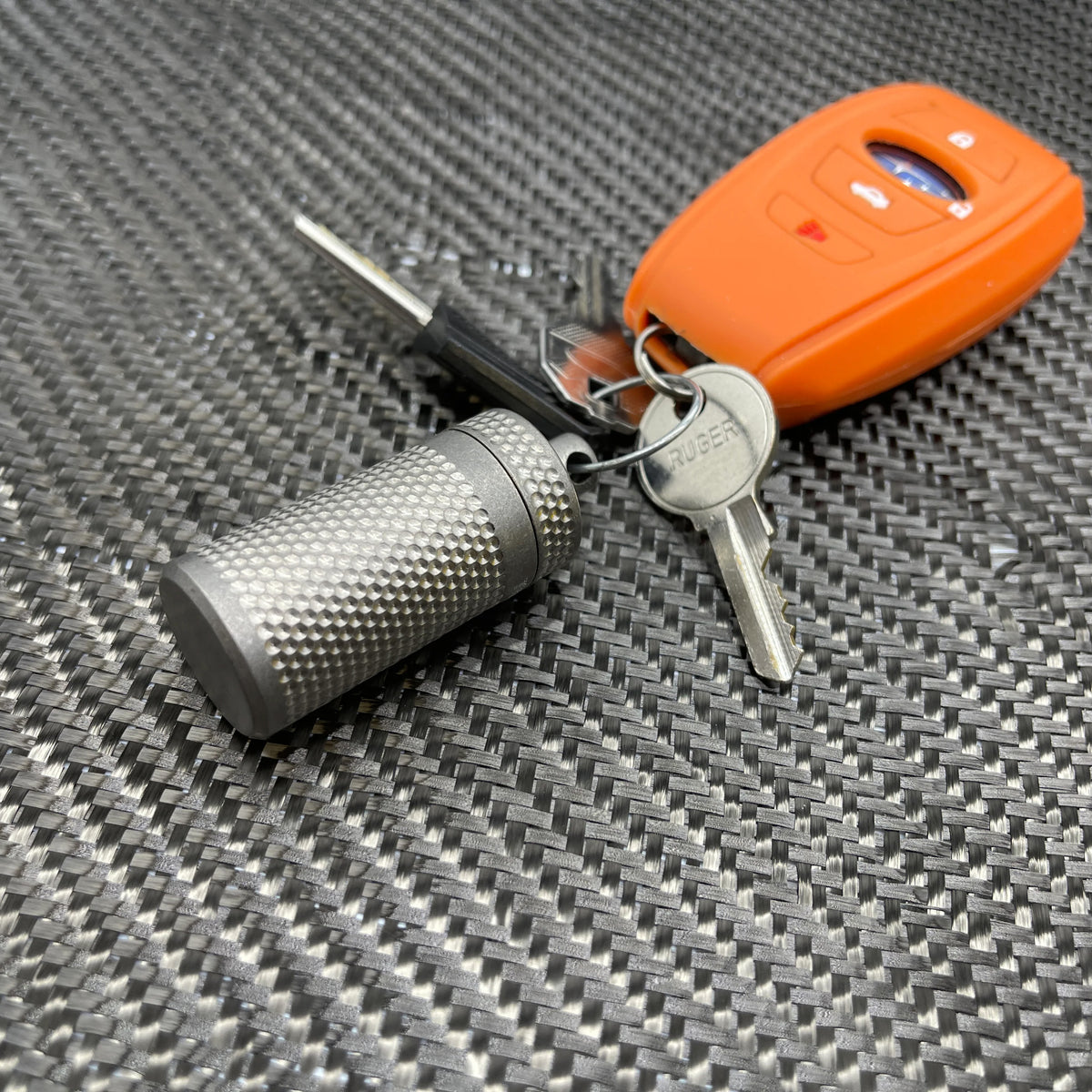 CountyComm XL Piccolo Titanium Nitro Vault V2