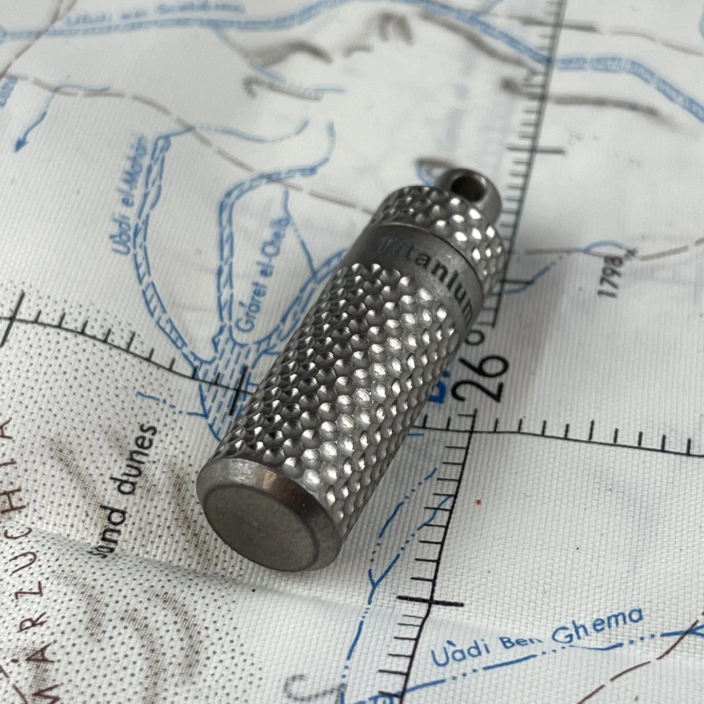 CountyComm Piccolo Titanium Dimpled Capsule