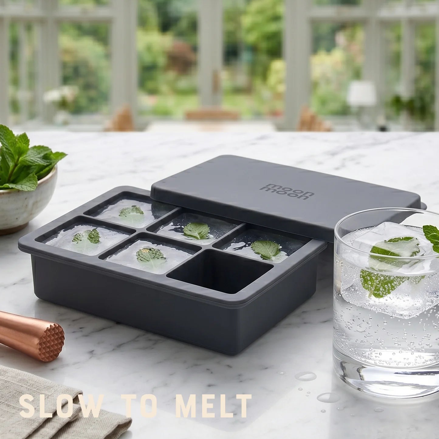 Moonmoon Giant Silicone Ice Cube Tray