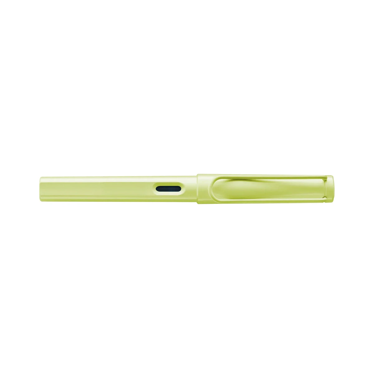 LAMY Safari Fountain Pen Springgreen på hvit bakgrunn