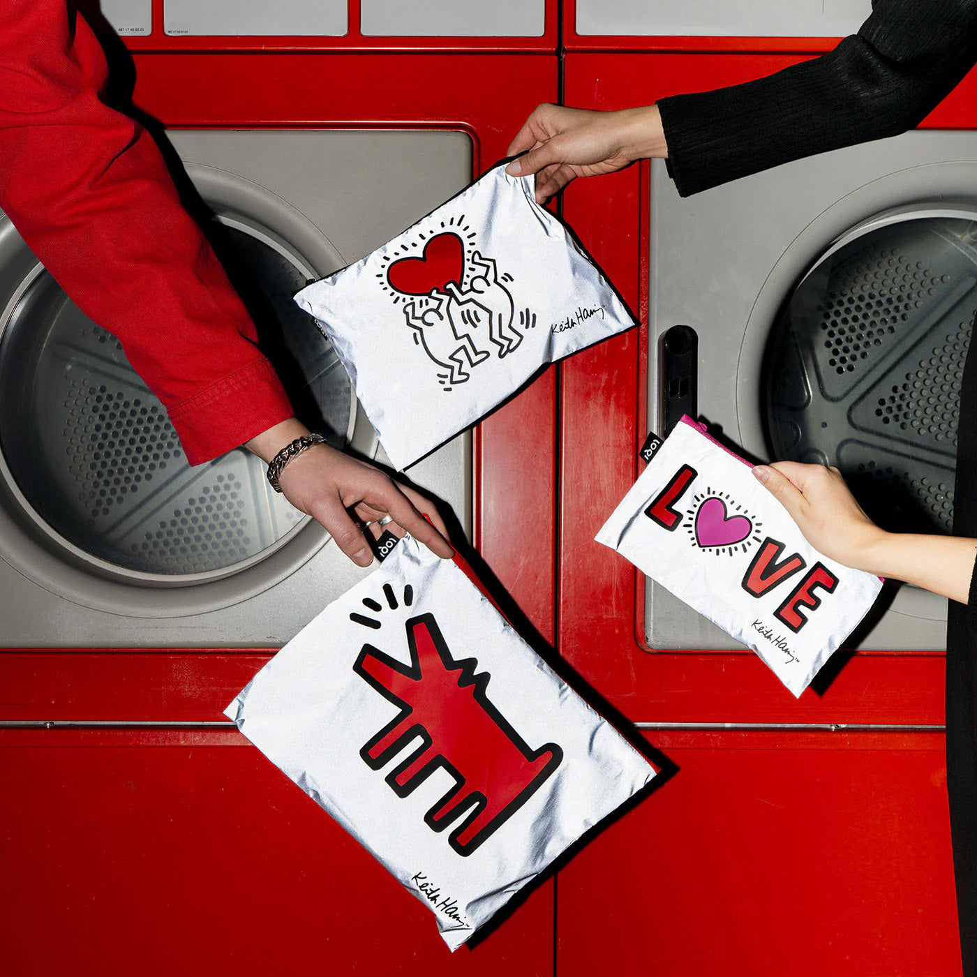 LOQI Keith Haring Dog, Heart, Love Reflective Zip Pockets