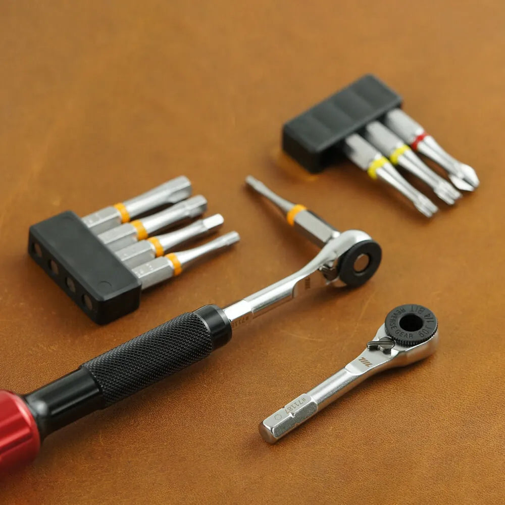 711L Lollipop Bit Driver, Aluminum Black / Red