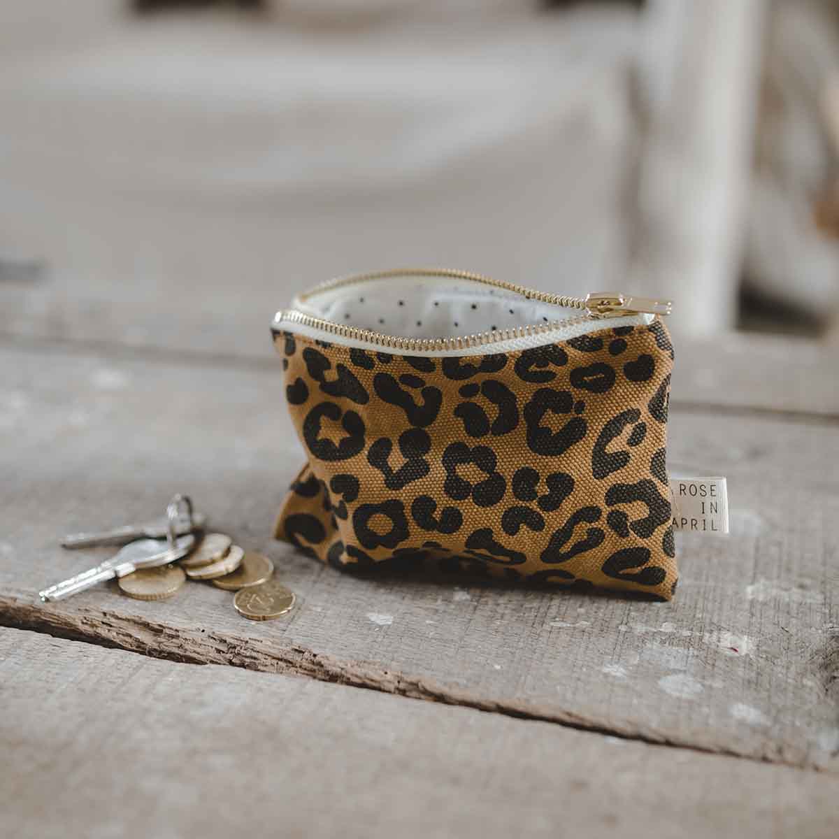 Rose in April Marie Purse Graou, Caramel
