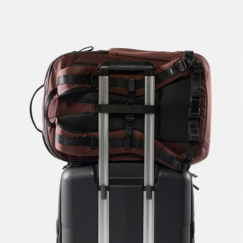 Matador Carry-On Travel Pack 30L, Garnet